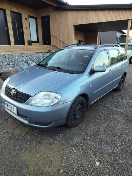 Toyota Corolla Luga – foto 1