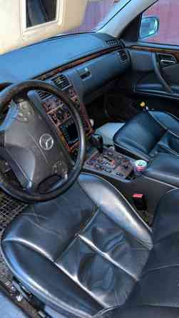 Mercedes-Benz E Lapua