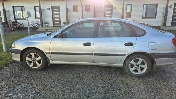 Toyota Avensis Kontiolahti - valokuva 1