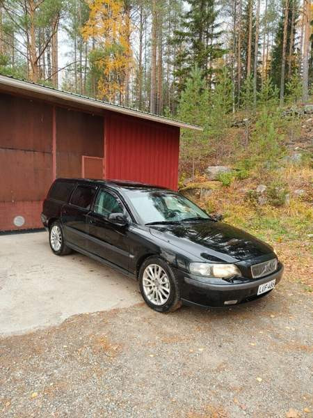 Volvo V70 Juuka - valokuva 2