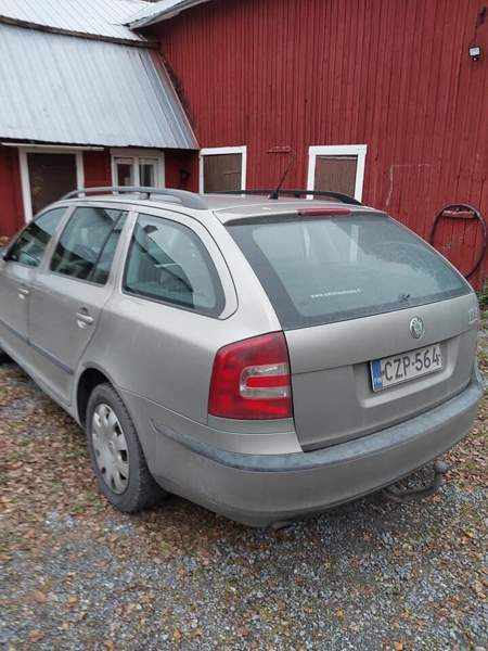 Skoda Octavia Haemeenlinna - photo 4