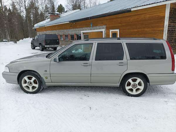 Volvo V70 Kuhmo - photo 8