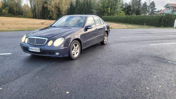 Mercedes-Benz E Tampere - valokuva 1
