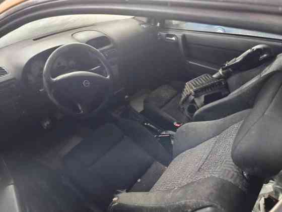 Opel Astra Punkalaidun