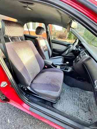 Toyota Carina E Liperi