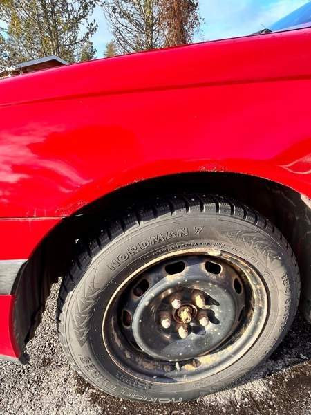 Toyota Carina E Liperi - valokuva 7