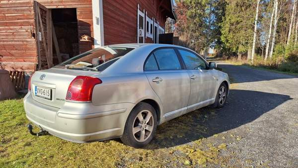 Toyota Avensis Tohmajärvi - valokuva 3