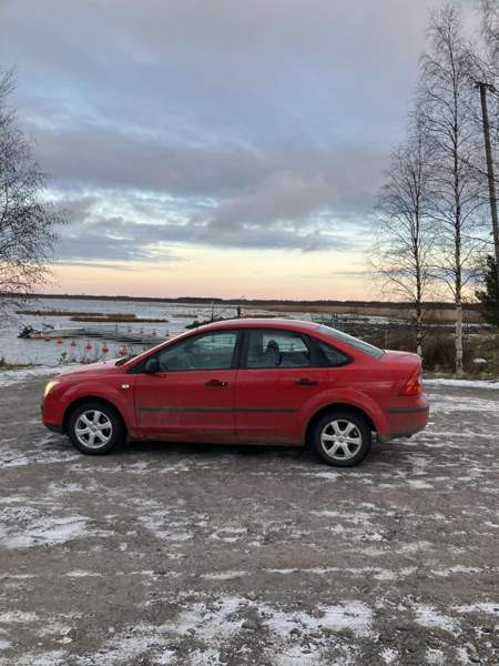 Ford Focus Oulu - valokuva 1