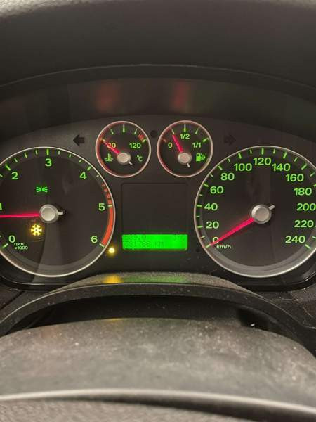 Ford Focus Oulu - valokuva 7