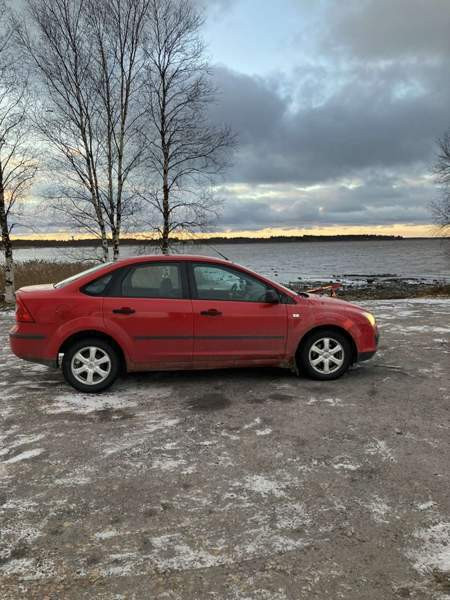 Ford Focus Oulu - valokuva 3