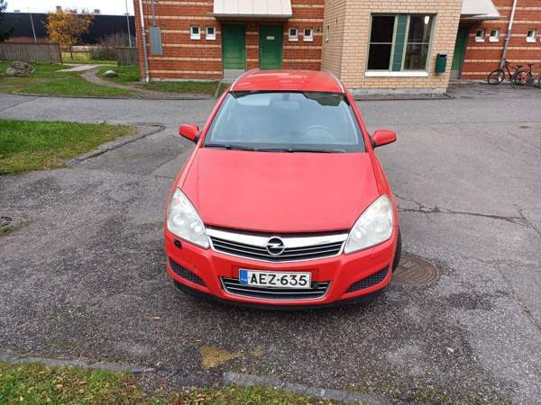 Opel Astra Turtkul - valokuva 1