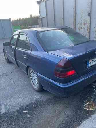 Mercedes-Benz 200 Karkkila