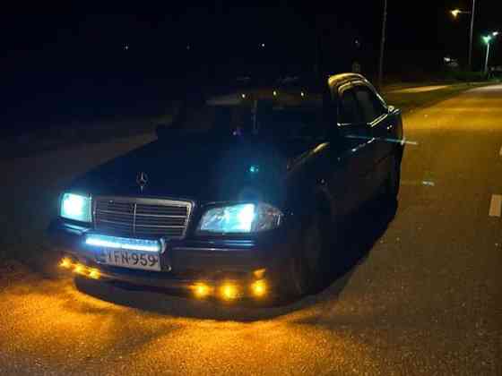 Mercedes-Benz 200 Karkkila