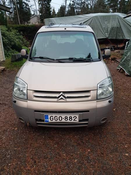 Citroen Berlingo Эспоо - изображение 4