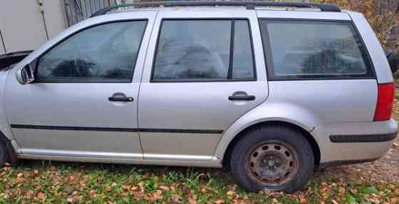 Volkswagen Golf Luga