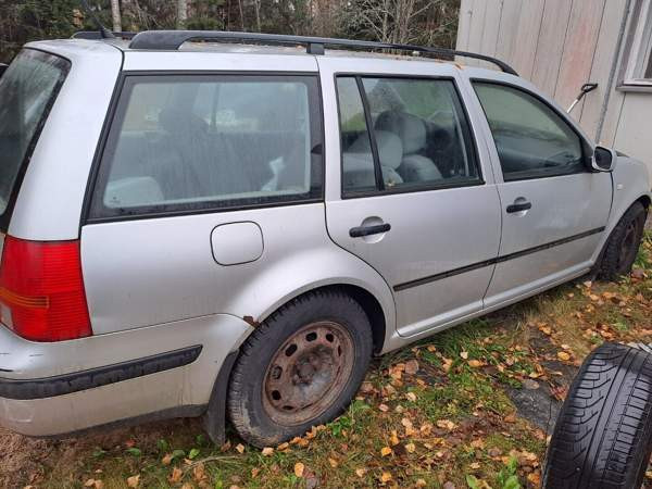 Volkswagen Golf Luga - valokuva 3