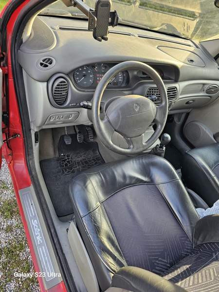 Renault Megane Sarov – foto 6