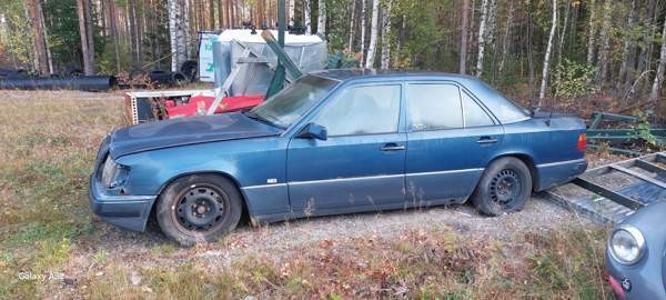 Mercedes-Benz E Lieksa - valokuva 1