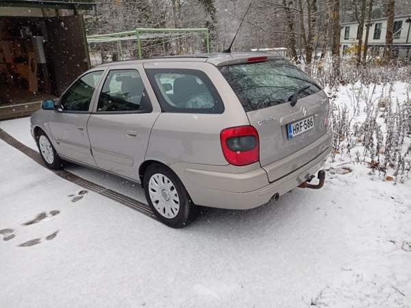 Citroen Xsara Vantaa - valokuva 4