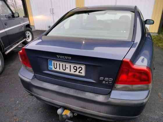 Volvo S60 Ugleural'skiy