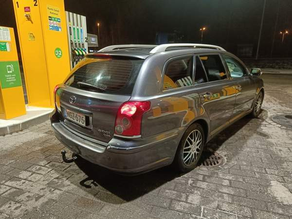 Toyota Avensis Савонлинна - изображение 3
