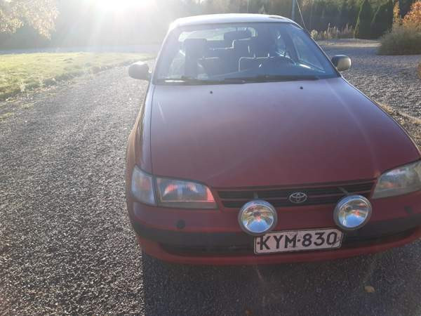 Toyota Carina E Hämeenlinna - valokuva 3