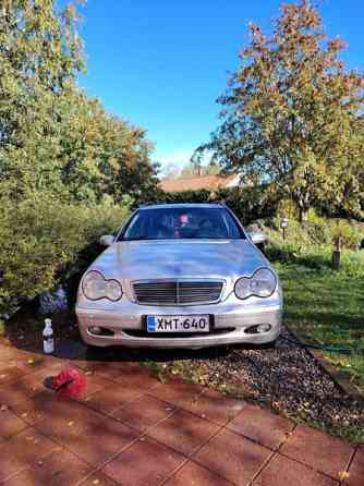 Mercedes-Benz 220 Kuopio