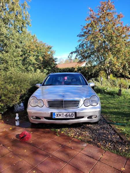 Mercedes-Benz 220 Kuopio – foto 2