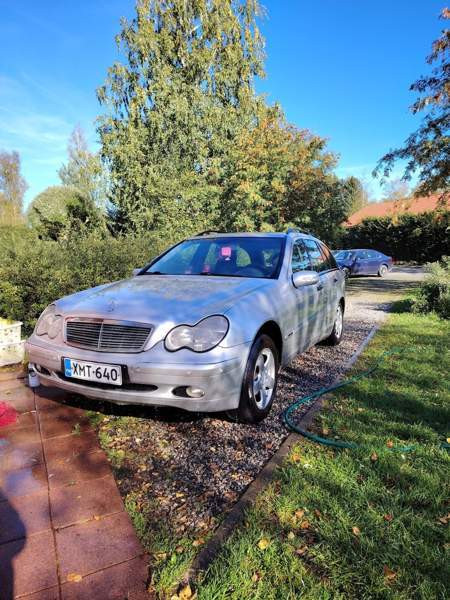 Mercedes-Benz 220 Kuopio – foto 1