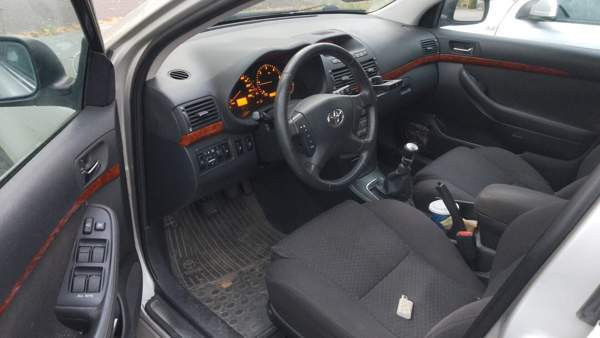 Toyota Avensis Kärkölä - valokuva 4
