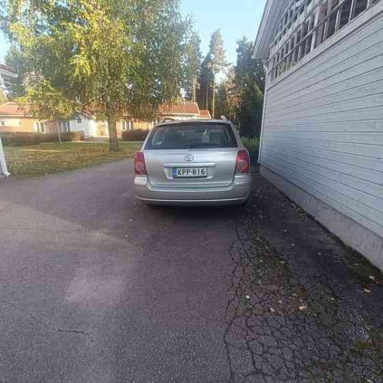 Toyota Avensis Syevyerodonets'k