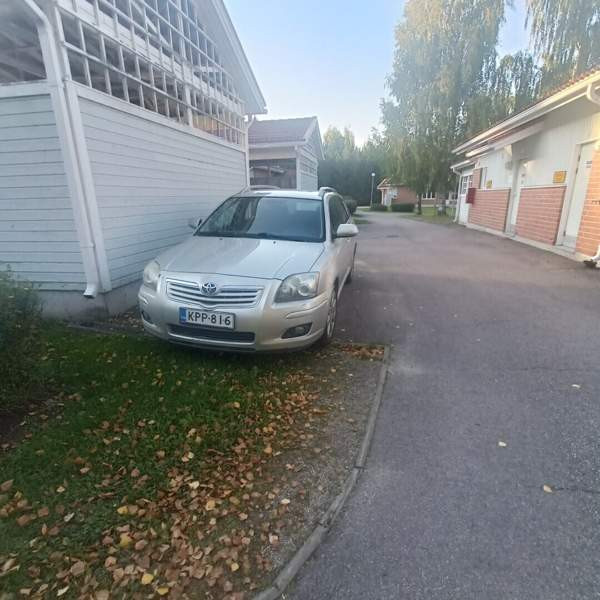 Toyota Avensis Syevyerodonets'k – foto 1