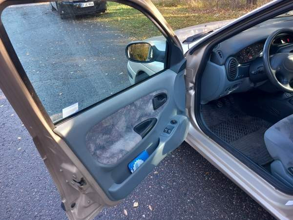 Renault Megane Glebychevo - valokuva 5