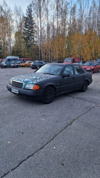 Mercedes-Benz C Hausjärvi - valokuva 1