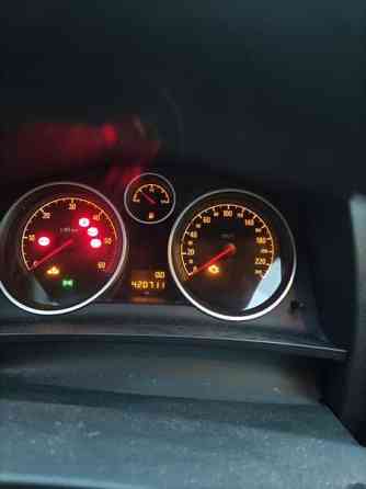 Opel Zafira Йямся