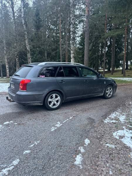 Toyota Avensis Somero - photo 5