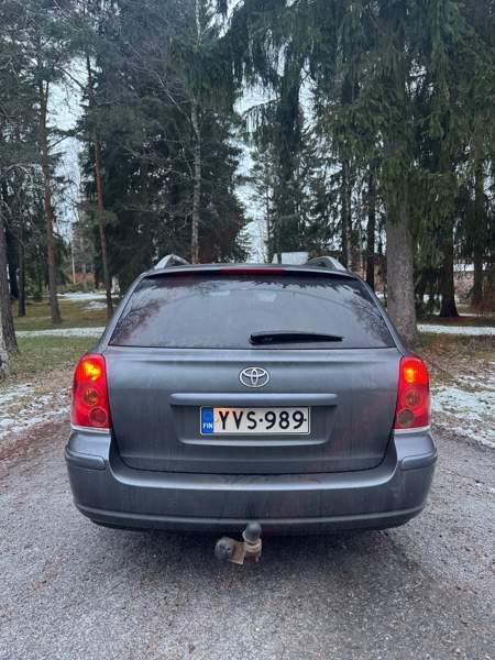 Toyota Avensis Somero - photo 6